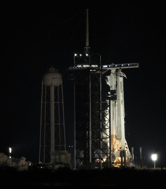 NASA image: SpaceX Crew-2 Static Fire