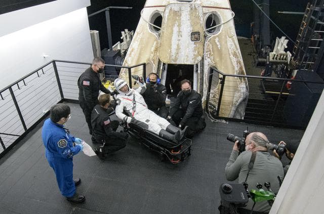 NASA image: NASA’s SpaceX Crew-1 Splashdown