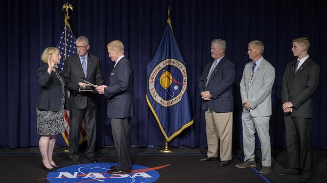 NASA image: NASA Deputy Administrator Pam Melroy Ceremonial Swearing-In