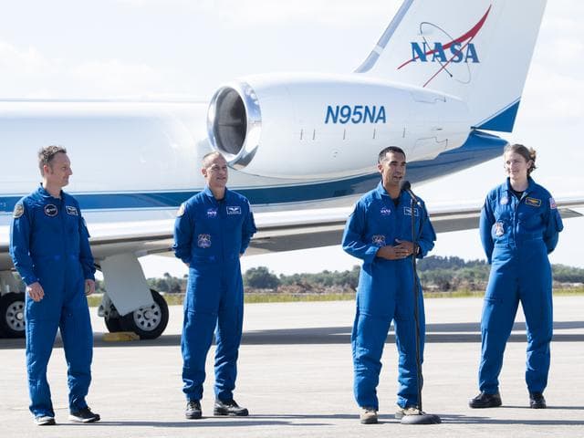 NASA image: SpaceX Crew-3 Crew Arrival