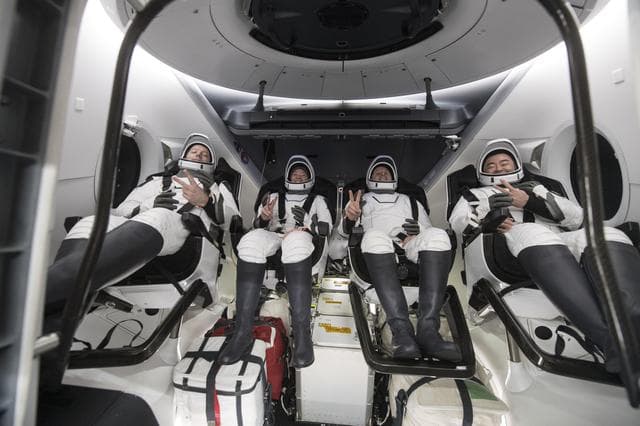 NASA image: NASA’s SpaceX Crew-2 Splashdown