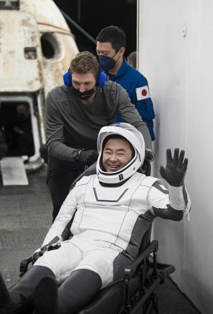 NASA image: NASA’s SpaceX Crew-2 Splashdown