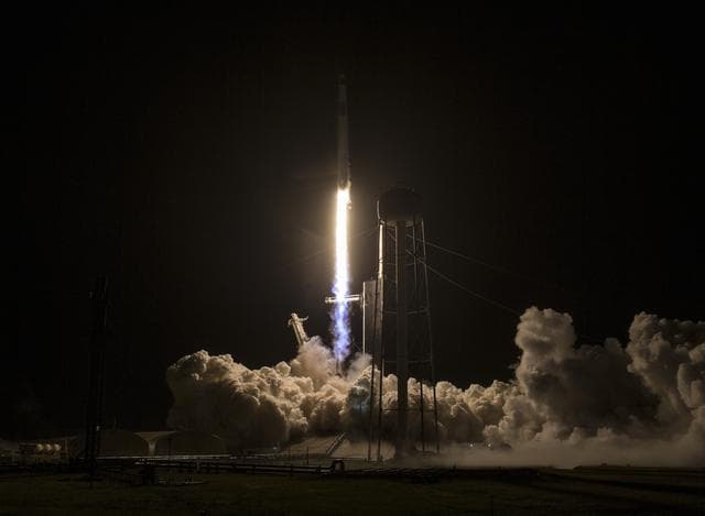 NASA image: SpaceX Crew-3 Launch