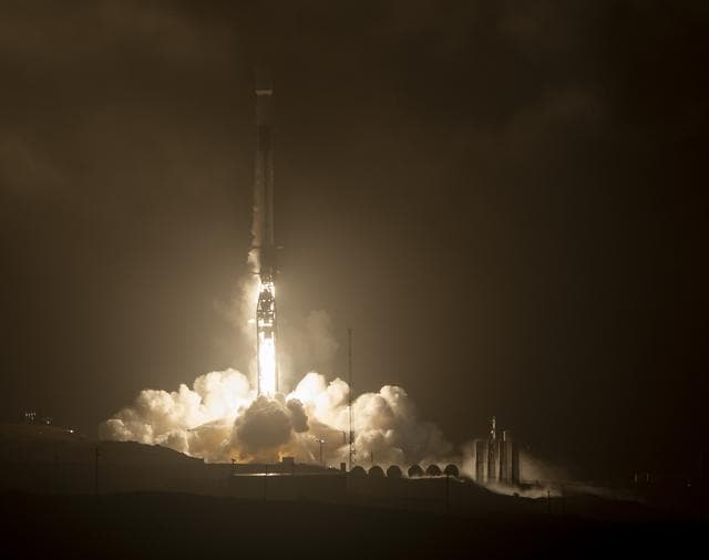 NASA image: DART Launch
