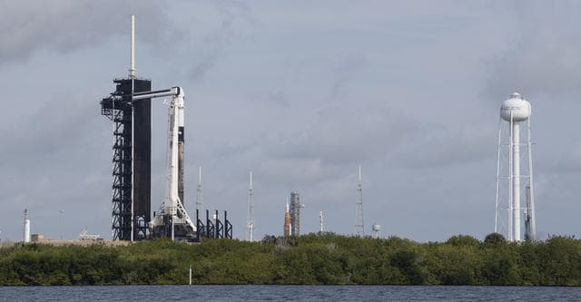 NASA image: NASA’s SLS and SpaceX’s Falcon 9 at Launch Complex 39A & 39B