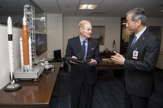 NASA image: NASA Admin Bill Nelson Meets with Representatives from JAXA