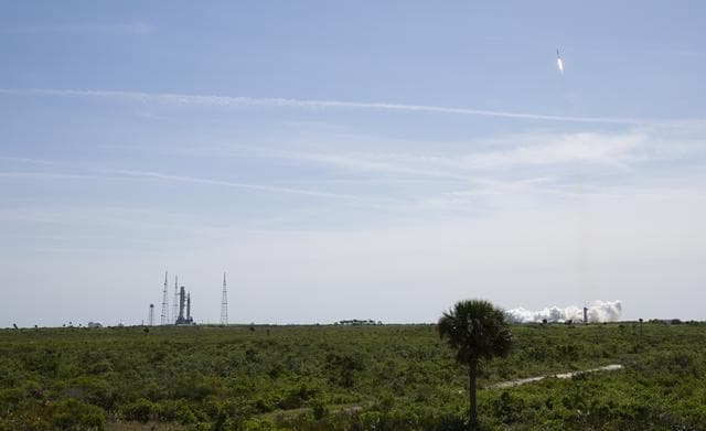 NASA image: Axiom Mission 1 Launch