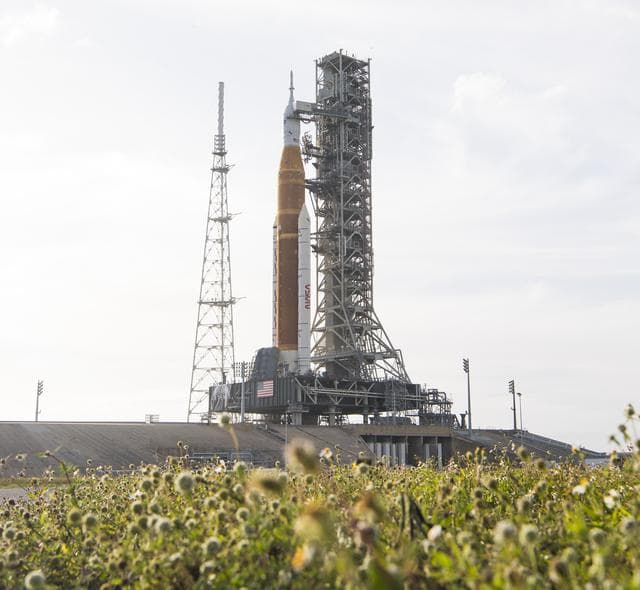 NASA image: Artemis 1 on Launch Pad 39B