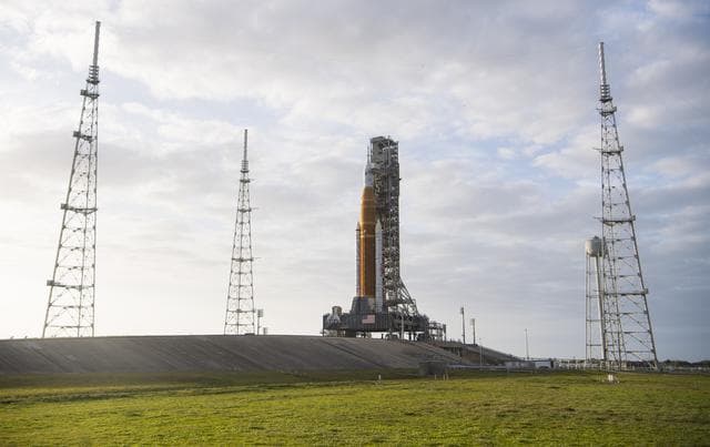 NASA image: Artemis 1 on Launch Pad 39B