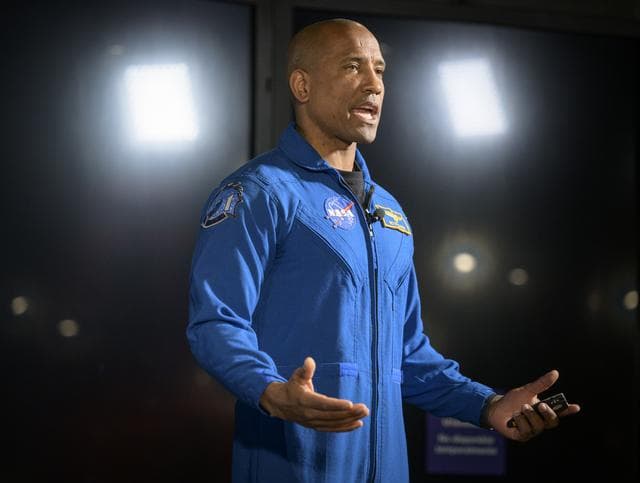 NASA image: Astronaut Victor Glover Inspires DC Area School Students