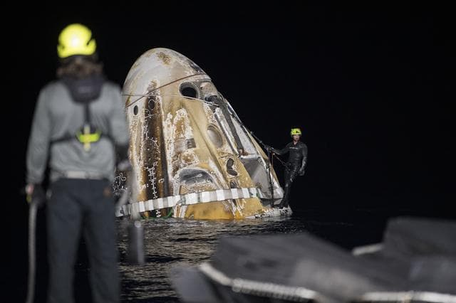 NASA image: NASA’s SpaceX Crew-3 Splashdown