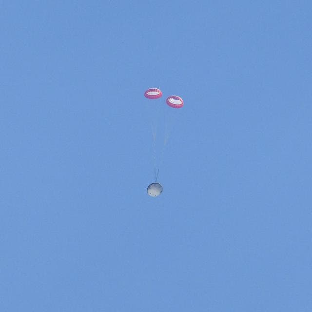 NASA image: Boeing Orbital Flight Test-2 Landing