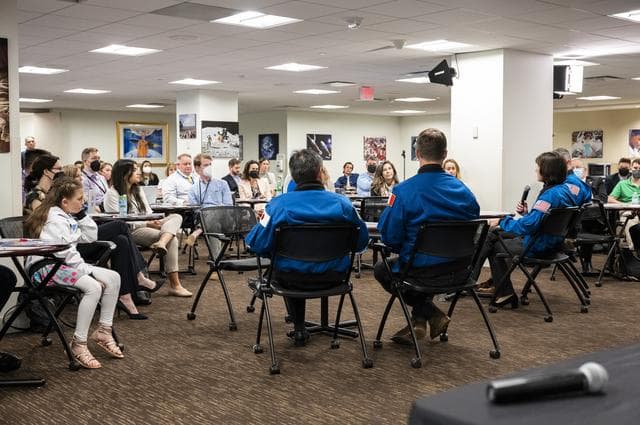 NASA’s SpaceX Crew-2 Astronauts Headquarters Presentation