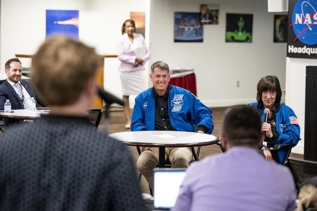 NASA image: NASA’s SpaceX Crew-2 Astronauts Headquarters Presentation