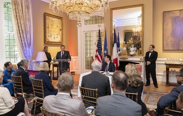 NASA image: French Sign Artemis Accords