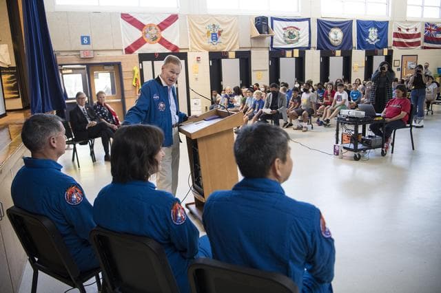 NASA image: NASA's Crew-2 Astronauts Visit Arlington Elementary School