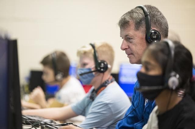 NASA image: NASA's Crew-2 Astronauts Visit Arlington Elementary School