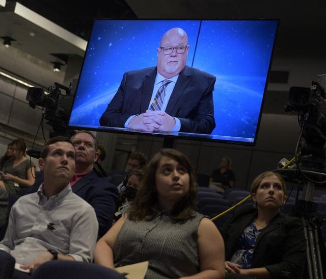 NASA image: Artemis I Moon Mission Briefing