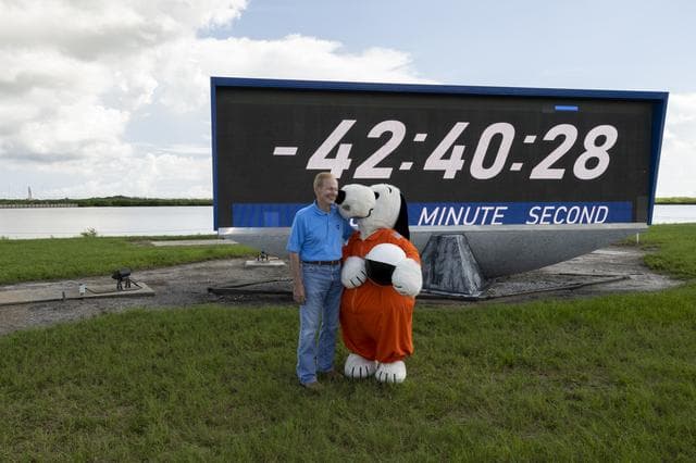 NASA image: Artemis I NASA Social with Snoopy