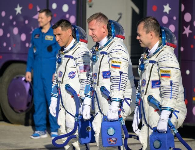 NASA image: Expedition 68 Preflight