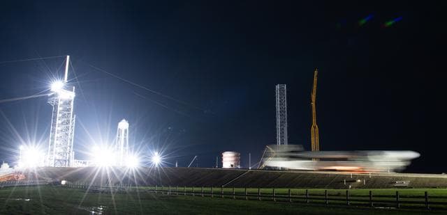 NASA’s SpaceX Crew-5 Falcon 9/Dragon Rollout to Launch Pad 39A