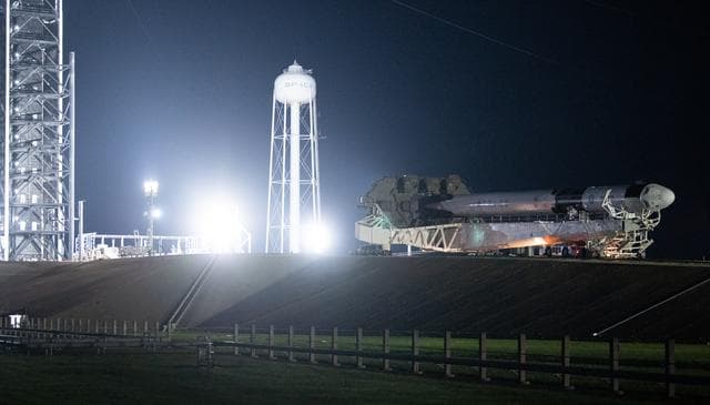 NASA’s SpaceX Crew-5 Falcon 9/Dragon Rollout to Launch Pad 39A