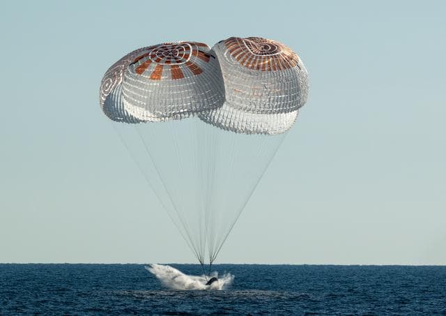 NASA image: NASA’s SpaceX Crew-4 Splashdown