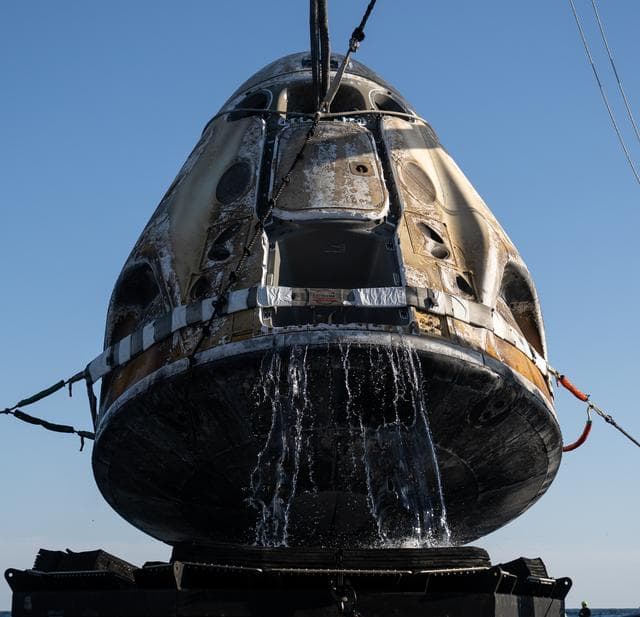 NASA image: NASA’s SpaceX Crew-4 Splashdown