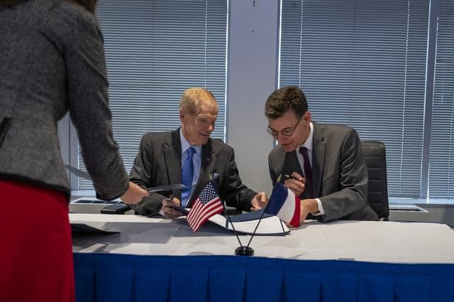 NASA image: Vice President Harris and French President Macron meet at NASA H