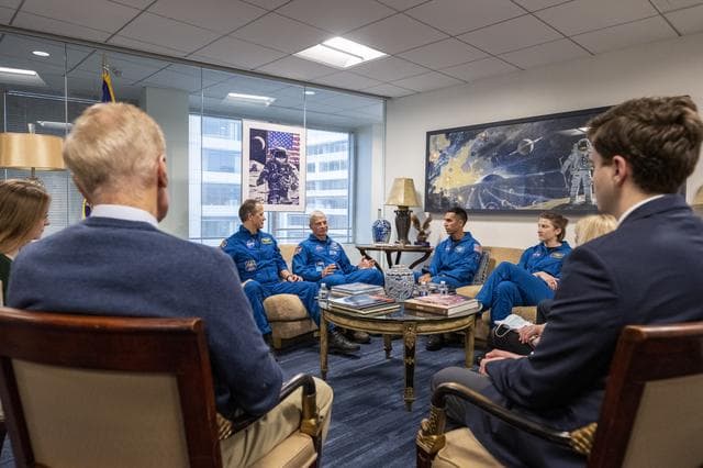 NASA image: NASA’s SpaceX Crew-3 Meet and Greet with Leadership