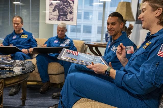 NASA image: NASA’s SpaceX Crew-3 Meet and Greet with Leadership