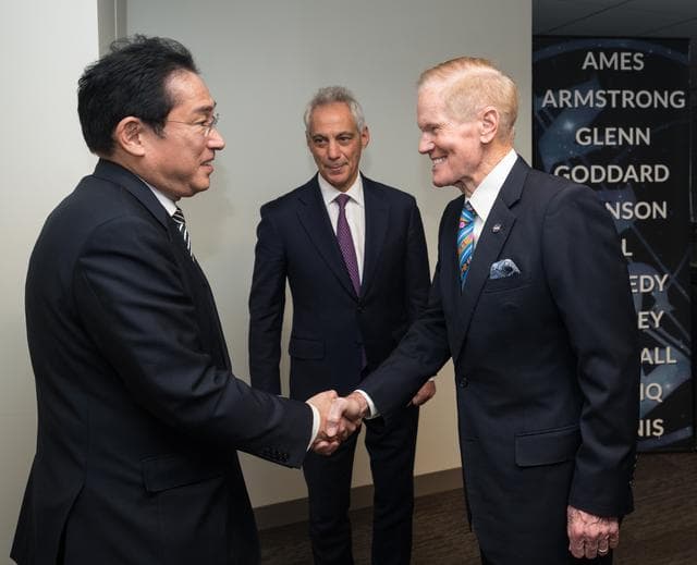 NASA image: U. S. and Japan Space Agreement Signing