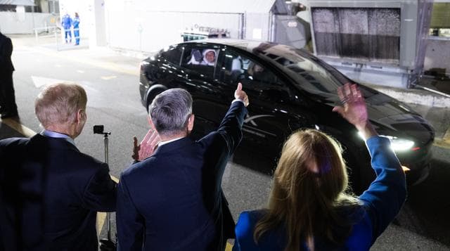 NASA image: NASA’s SpaceX Crew-6 Crew Walkout