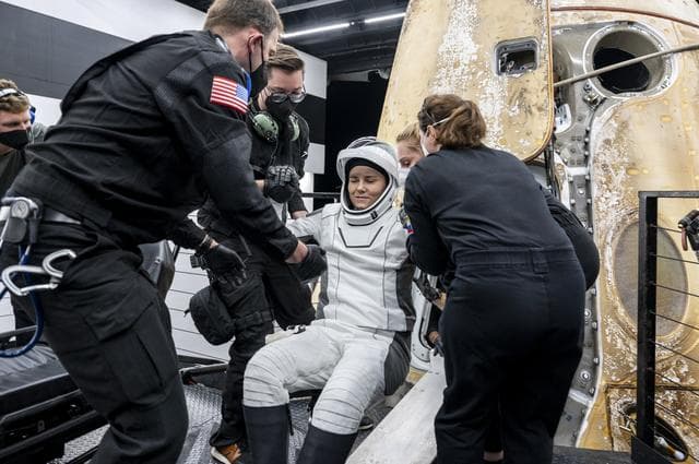 NASA image: NASA’s SpaceX Crew-5 Splashdown