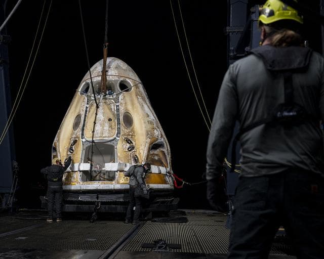 NASA image: NASA’s SpaceX Crew-5 Splashdown