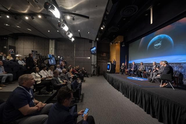 NASA image: Moon to Mars Townhall
