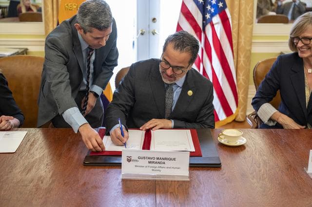 NASA image: Ecuador Artemis Accords Signing