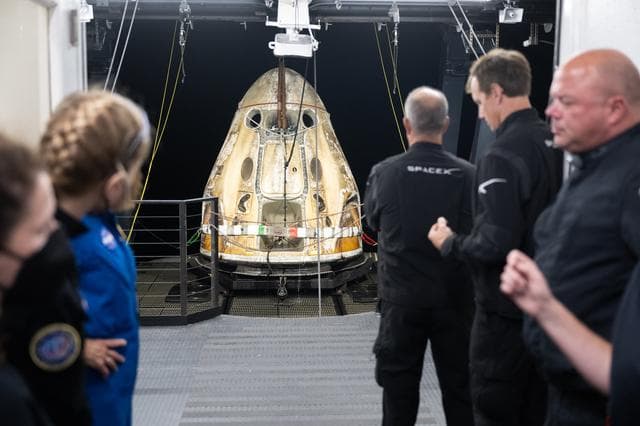 NASA image: NASA’s SpaceX Crew-6 Splashdown