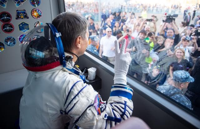 NASA image: Expedition 70 Preflight