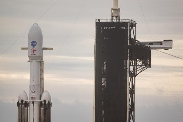 NASA image: Psyche on the Launch Pad