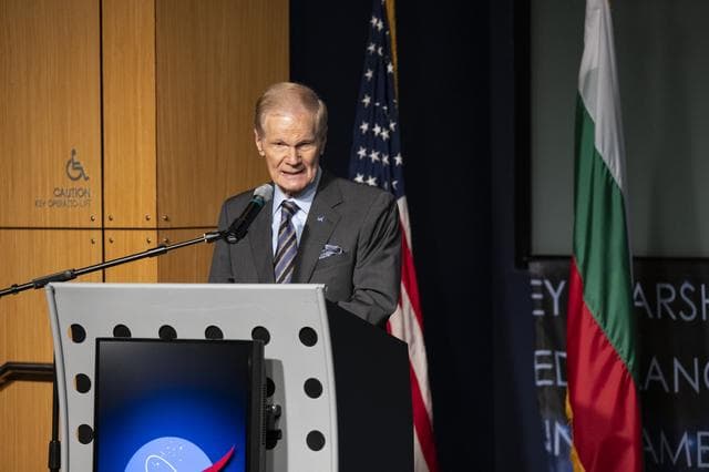 Bulgaria Signs Artemis Accords