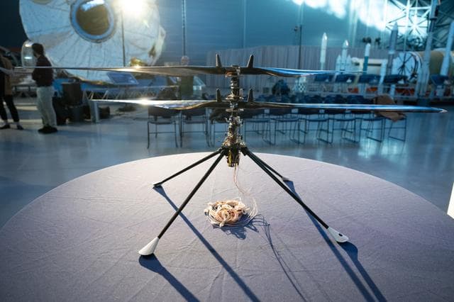 NASA image: Ingenuity Mars Helicopter Prototype Donation to NASM