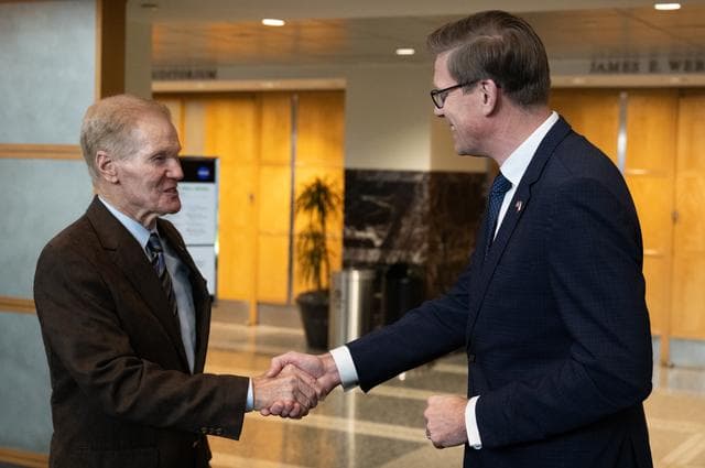 NASA image: Czech Minister of Transport Meets with NASA Administrator