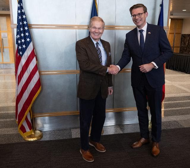 NASA image: Czech Minister of Transport Meets with NASA Administrator