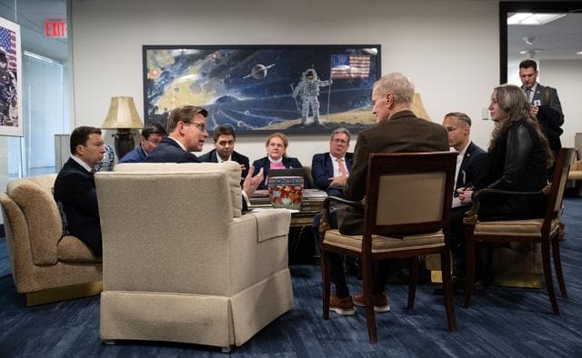 NASA image: Czech Minister of Transport Meets with NASA Administrator