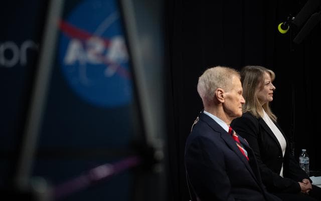 NASA image: NASA Administrator Speaks with ISS Crew about Science