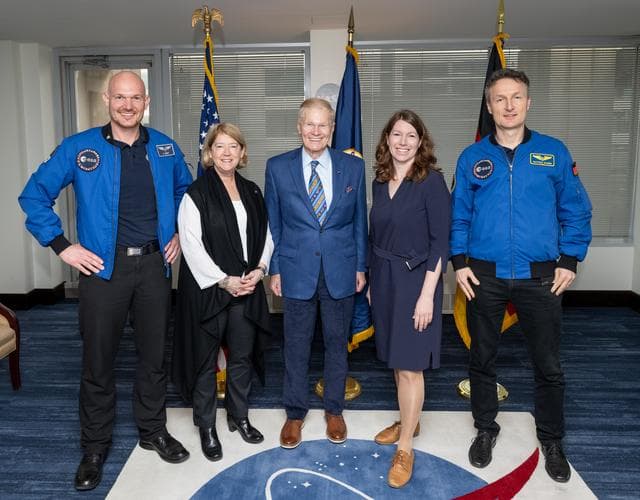 NASA image: Pam Melroy meets with German Coordinator Anna Christmann