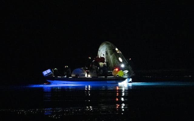 NASA image: NASA’s SpaceX Crew-7 Splashdown