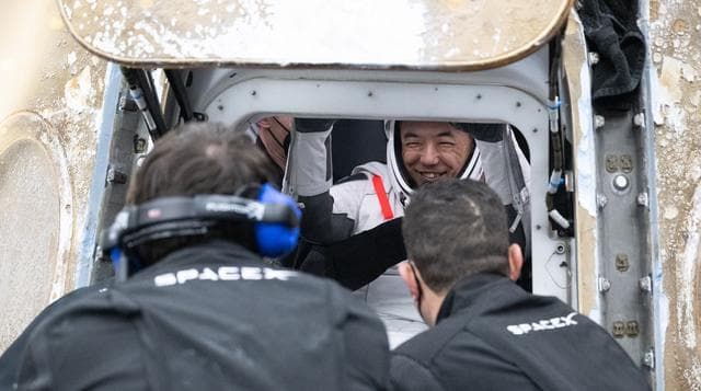 NASA image: NASA’s SpaceX Crew-7 Splashdown
