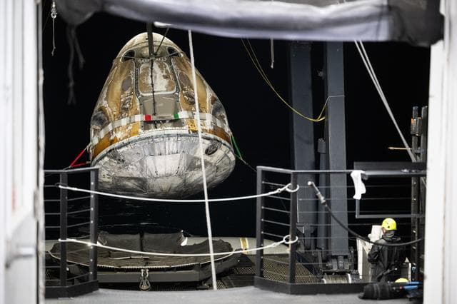 NASA image: NASA’s SpaceX Crew-7 Splashdown